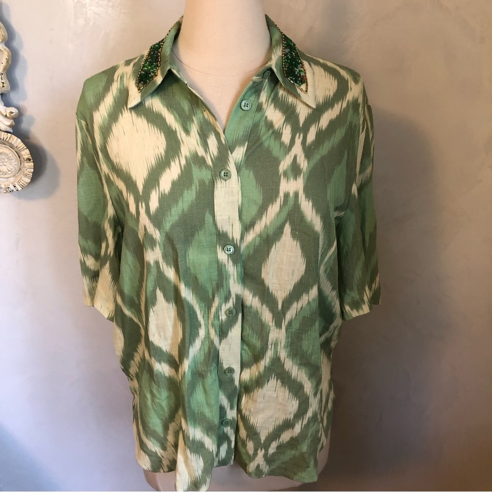 Zara Green & cream ikat pattern short sleeve w/beaded lapel collar Size Medium - Picture 3 of 14